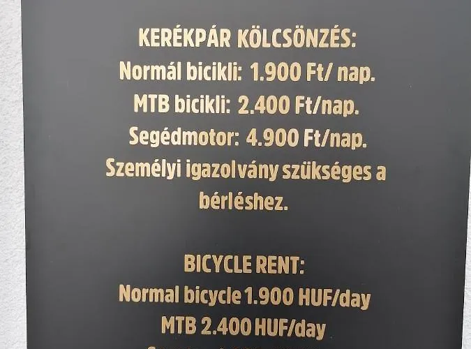 Edes Alom Hotel *
